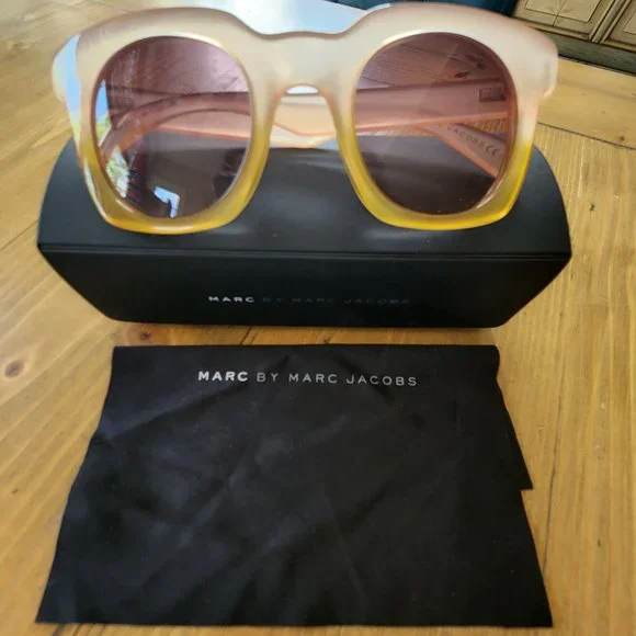 Marc by Marc Jacobs Sunglasses - Picture 11 of 11